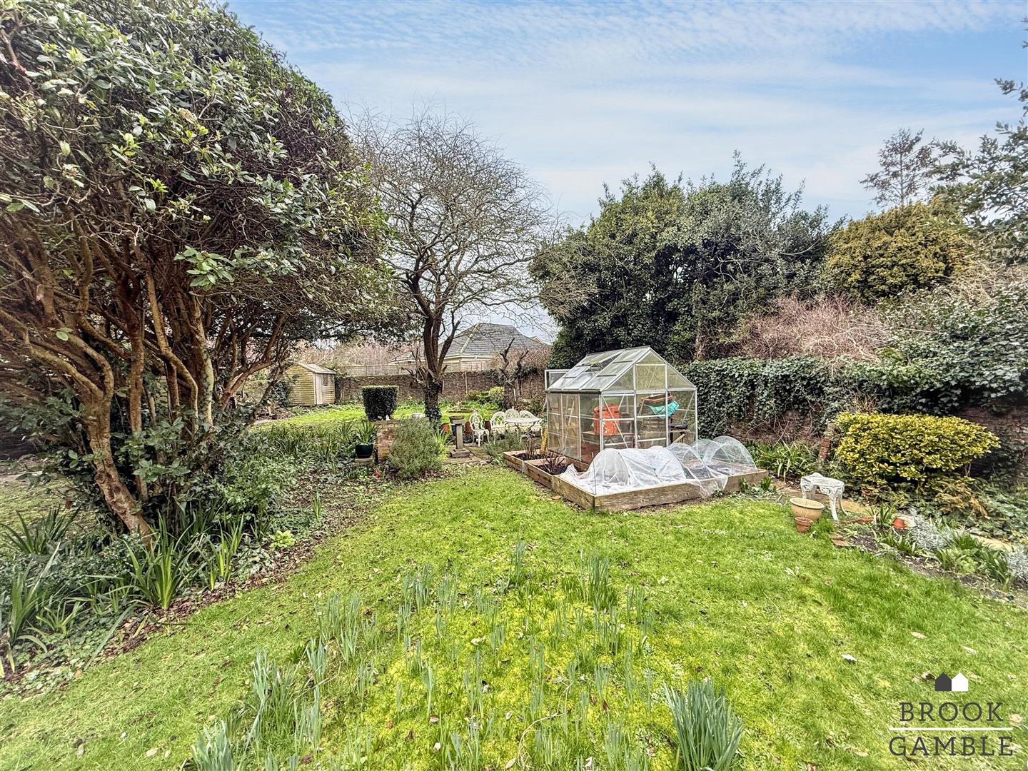 2 Bedroom Apartment. 9 Upper Avenue in Eastbourne,  9